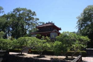 From Hue : Full-Day City Tour with Boat Trip and Lunch