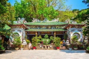 Au départ de Hué : transfert en bus vers Hoi An avec 4 arrêts touristiques