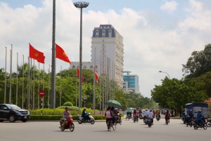 From Hue : Hue to Hoi An by bus and sightseeing