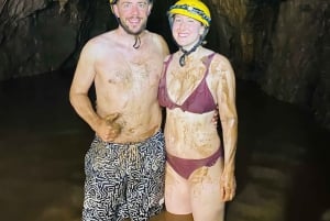 Da Hue: Tour di un giorno della Grotta del Paradiso e della Grotta Oscura