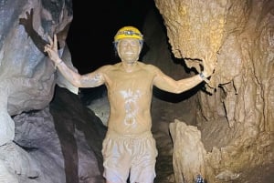 Da Hue: Tour di un giorno della Grotta del Paradiso e della Grotta Oscura