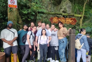 Da Hue: Escursione di una giornata intera alla Grotta di Phong Nha e alla Grotta del Paradiso