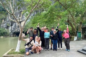 Da Hue: Escursione di una giornata intera alla Grotta di Phong Nha e alla Grotta del Paradiso