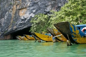 From Hue: Private Guided Tour to Phong Nha Cave with Lunch
