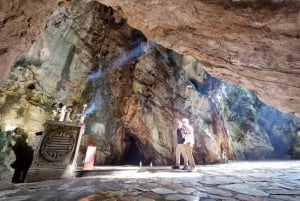 FROM HUE TO HOI AN by MOTORBIKE via HAI VAN PASS