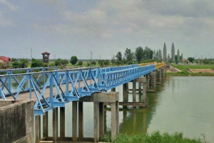 From Hue: Vietnam's DMZ Full-Day Group or Private Tour
