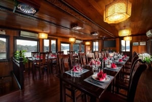 Au départ de Ninh Binh : croisière de 3 jours dans la baie de Bai Tu Long avec repas