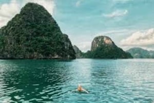 Au départ de Ninh Binh : croisière de 3 jours dans la baie de Bai Tu Long avec repas