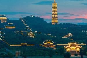 Depuis Ninh Binh : cours de cuisine et visite de nuit de la pagode Bai Dinh