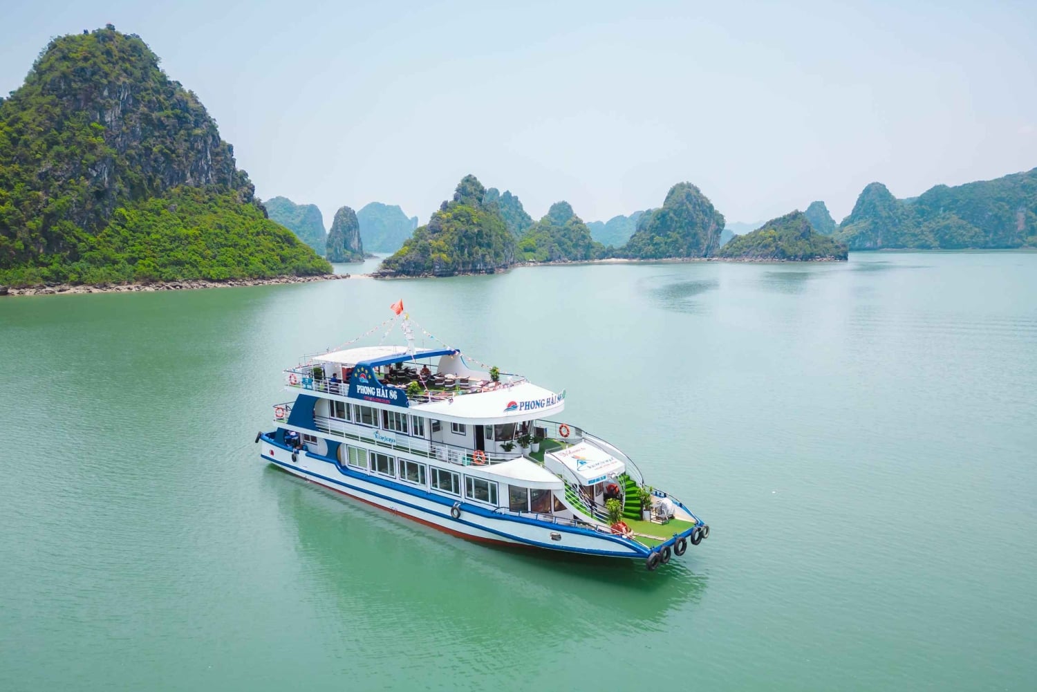 Desde Ninh Binh Excursión de 1 día a la Bahía de Ha Long con final en Hanói