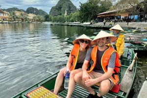 Vanuit Ninh Binh: Hoa Lu, Trang An, Mua Grot & Bich Dong Tour