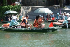 Vanuit Ninh Binh: Hoa Lu, Trang An & Mua Cave Tour in kleine groep