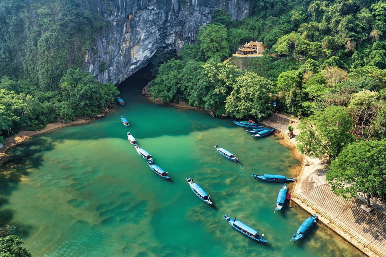 From Ninh Binh: Phong Nha-Ke Bang and Khe Sanh 2-Day Tour
