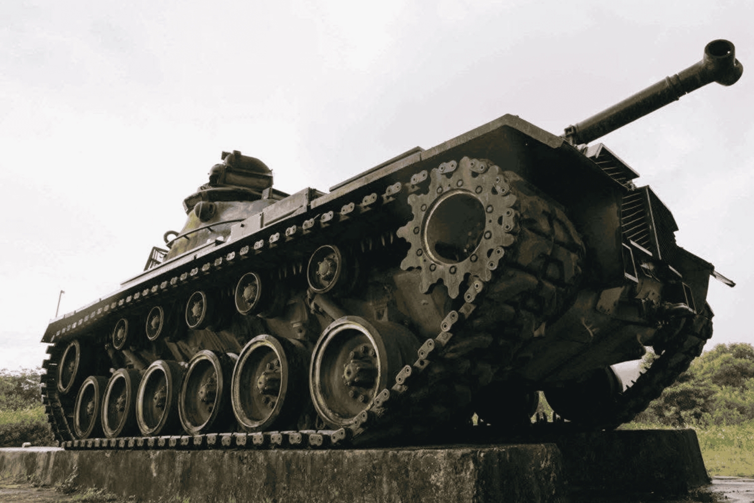 From Ninh Binh: Phong Nha-Ke Bang and Khe Sanh 2-Day Tour