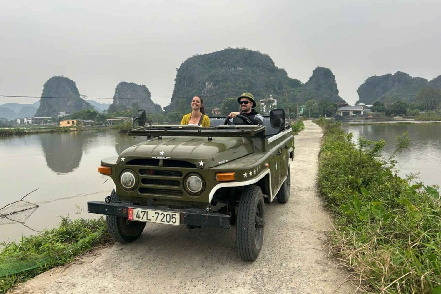 Von Ninh Binh aus: Private Jeep Tour 1/2 Tag Trang An, Mua Höhle