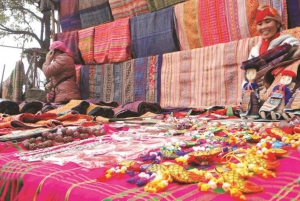 Z Sa Pa: Niedzielna wycieczka grupowa na targ Bac Ha