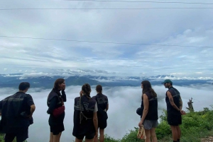 Desde Sapa: Best seller Grupo reducido de 3 días en moto por Ha Giang