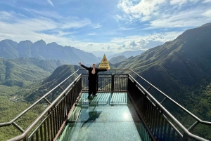 Z Sapa: wycieczka grupowa na szklany most i do wodospadu Silver Waterfall