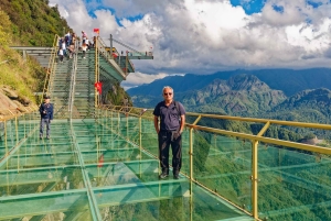 Z Sapa: wycieczka grupowa na szklany most i do wodospadu Silver Waterfall