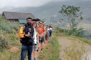 Vanuit Sapa: begeleide trekking van een hele dag met lunch en drop-off