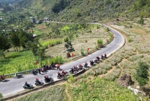 Från Sapa: Ha Giang Loop 3 dagars motorcykeltur med ryttare