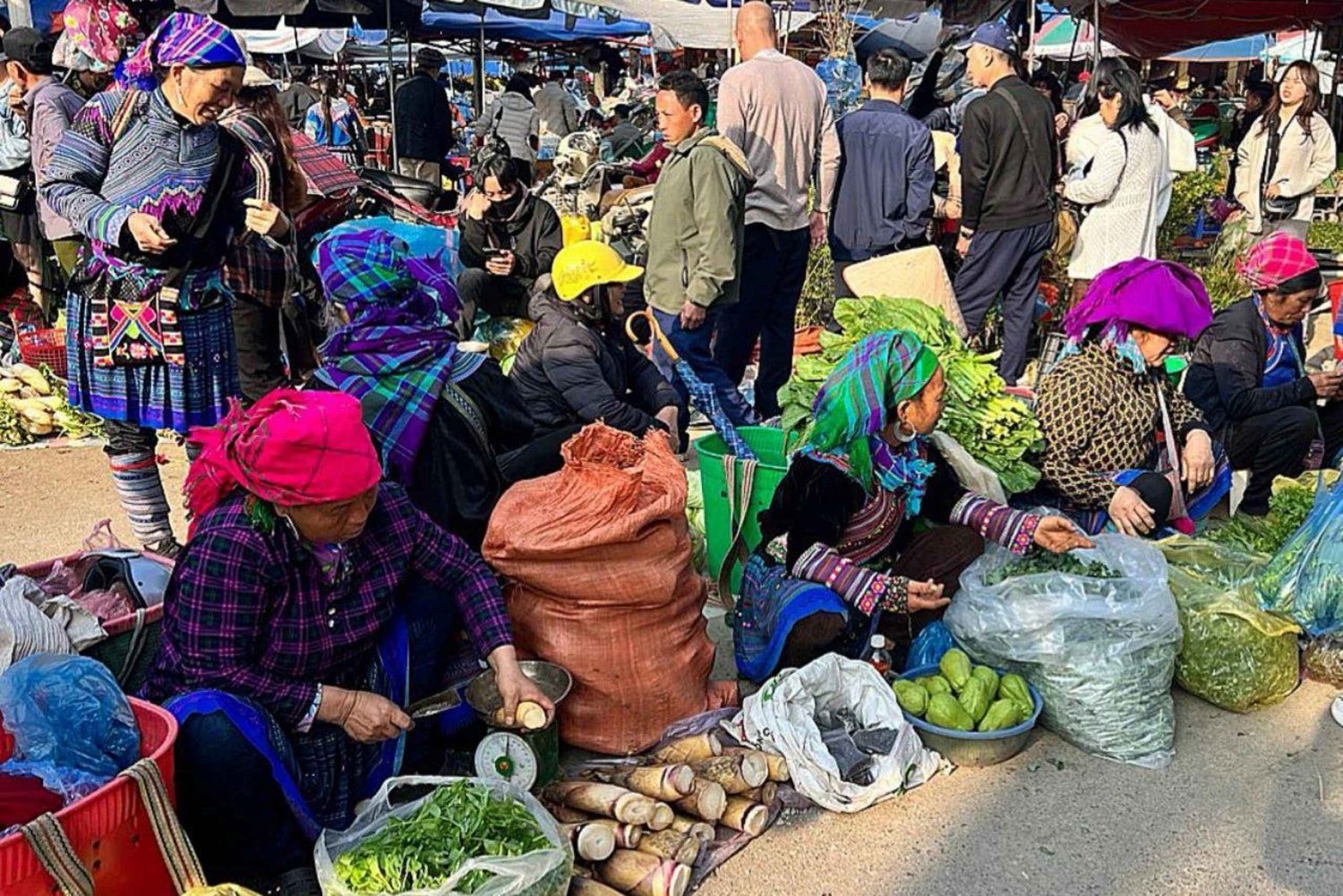 Depuis Sapa : visite du marché de Bac Ha - excursion 1D - déjeuner et bus