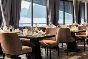 Día completo: Fabuloso tour por la bahía de Halong con crucero Taliya 5*