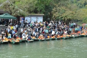 Full-Day Ninh Binh Tour: Hoa Lu, Trang An, Mua & Bich Dong