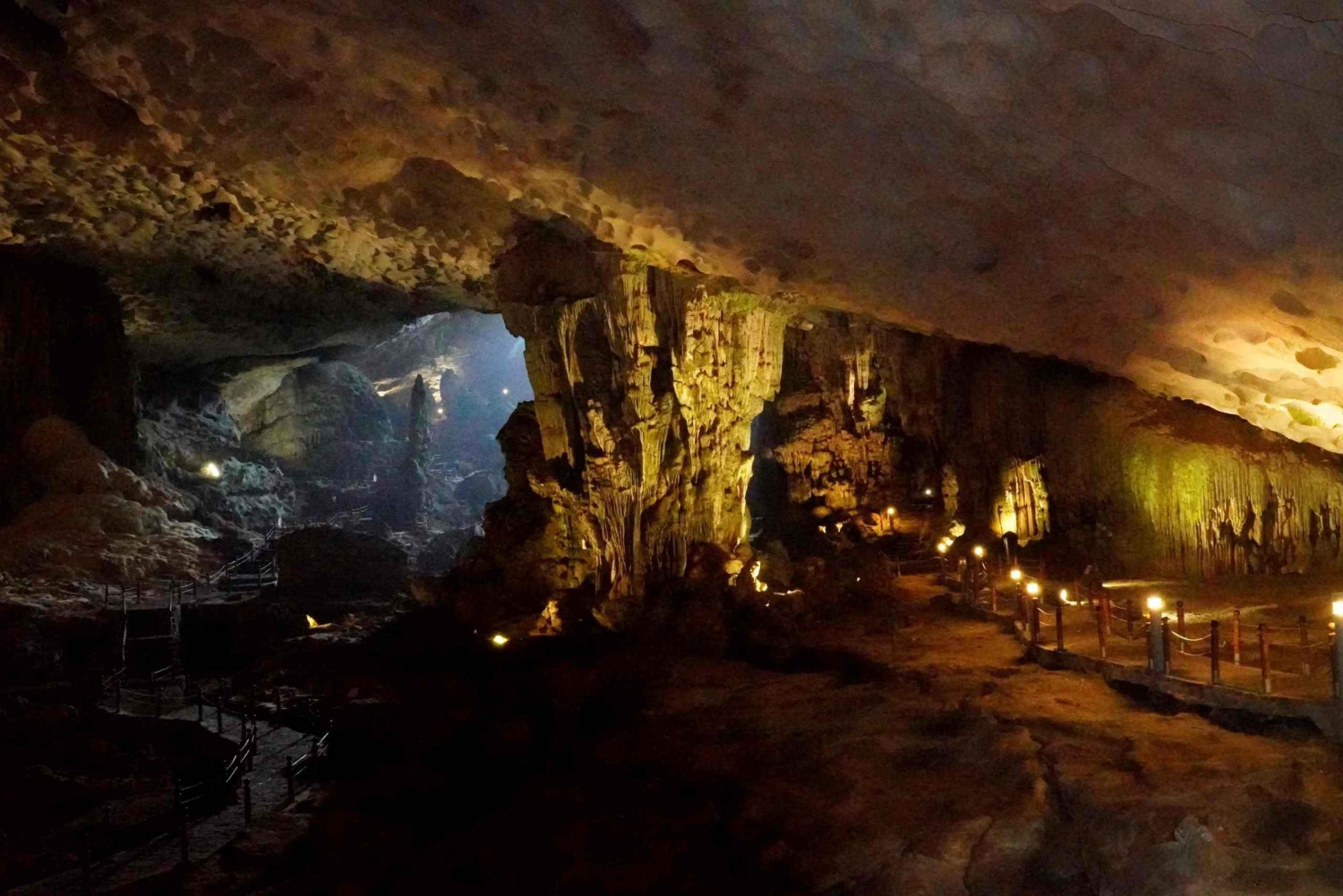 Full Day Tour Ha Long Bay Visit Titov, Amazing Cave, Kayak