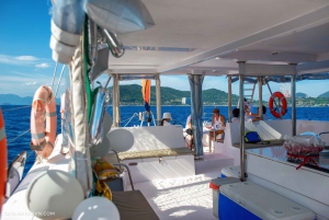 Group Sailing in Nha Trang Bay on Catamaran