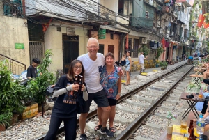 Rondleiding met gids over eten en ambachtelijk bier met bezoek aan Train Street