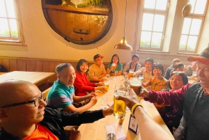 Tour guiado de comida y cerveza artesana con visita a la calle del Tren