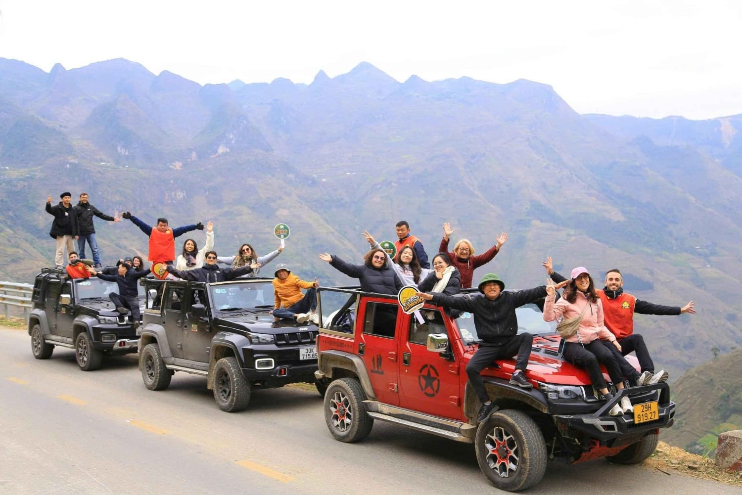 Ha Giang: 4-tägige Jeep-Tour mit ortskundigem Guide