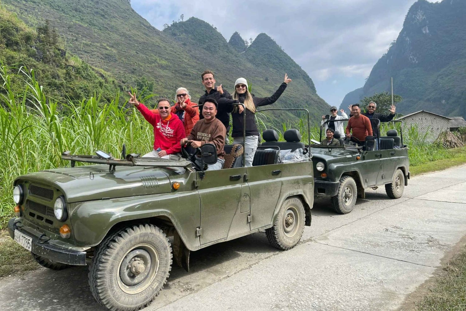 Ha Giang: 4-tägige Jeep-Tour mit ortskundigem Guide