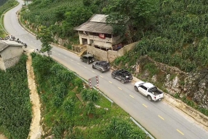 Ha Giang: 4-tägige Jeep-Tour mit ortskundigem Guide