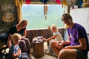 Passeio de Carro em Ha Giang 3 Dias 2 Noites pela OHC Travel