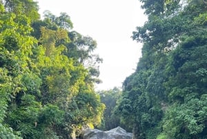 Passeio de Carro em Ha Giang 3 Dias 2 Noites pela OHC Travel