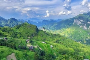 ハザンループ：SUV/JEEP - ドライバー付きフレキシブル4日間ツアー