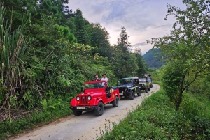 Jipe privado em Ha Giang: Aldeia Khuoi My e Cascata Esmeralda