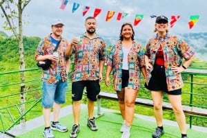 Jipe privado em Ha Giang: Aldeia Khuoi My e Cascata Esmeralda