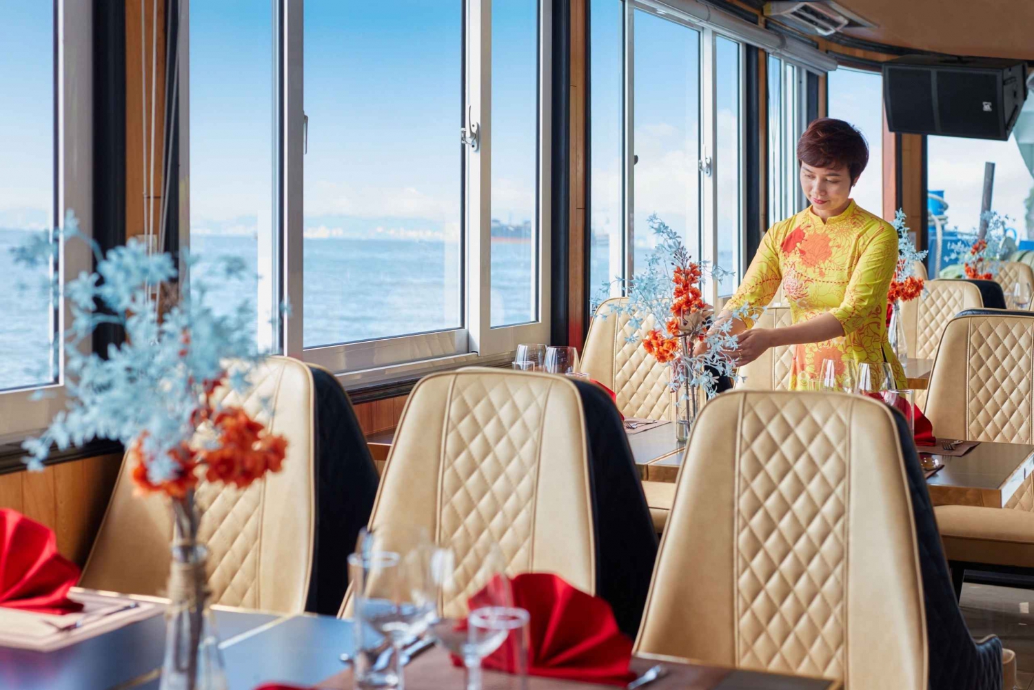 Ha Long 1 Day: 5 Star Cruise - Buffet Lunch - Free Red Wine