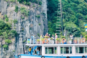 Ha Long 1 dia em grupo pequeno e caiaque