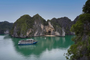 Bahía de Ha Long: tour de 2 días con el crucero boutique La Pandora.