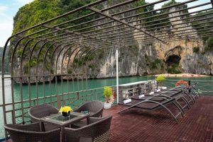 Bahía de Ha Long: tour de 2 días con el crucero boutique La Pandora.