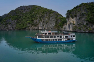 Bahía de Ha Long: tour de 2 días con el crucero boutique La Pandora.