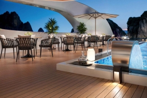 Baía de Ha Long: Cruzeiro de 6 estrelas com pernoita e caiaque à noite