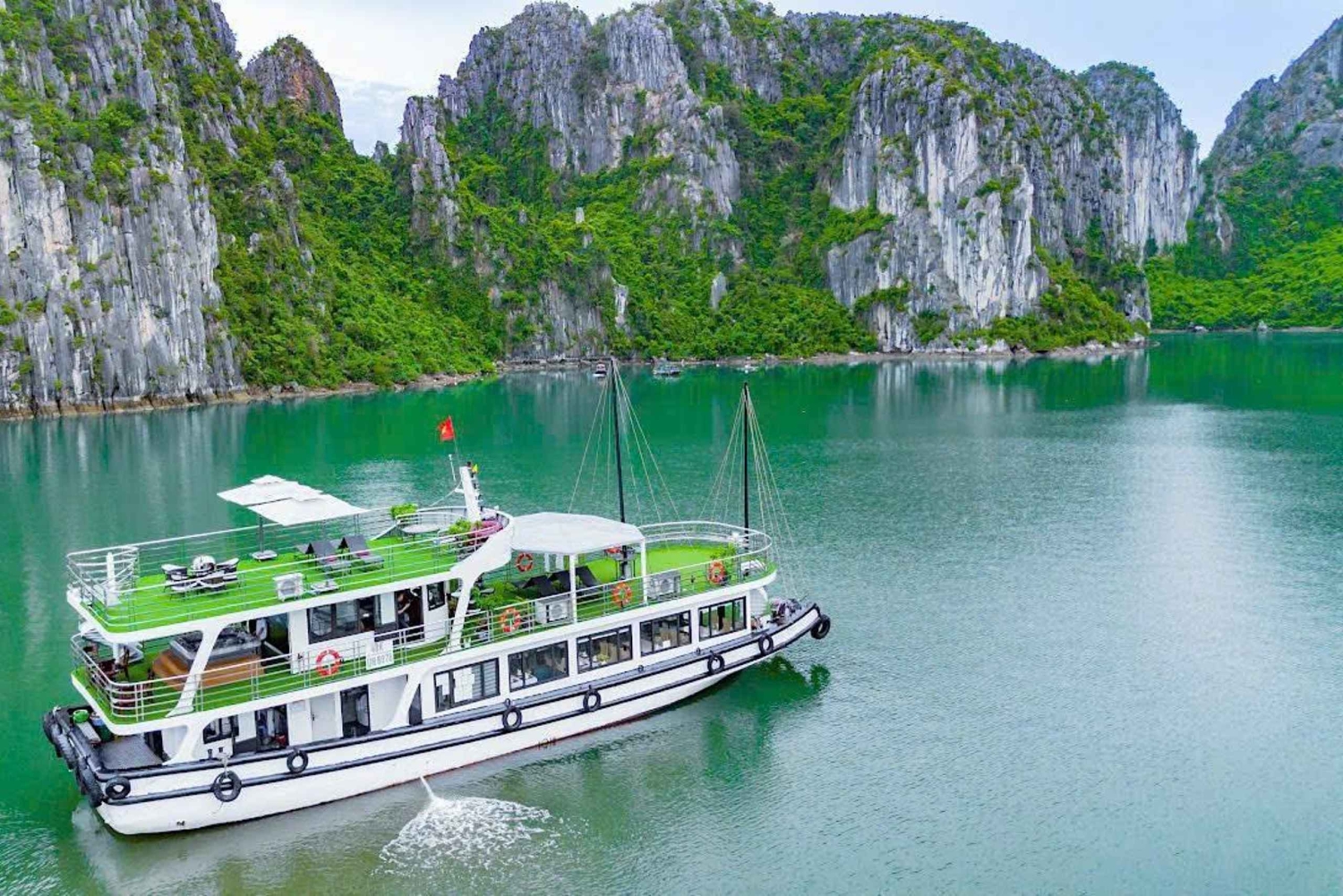 Ha Long Bay: privat båttur med guide