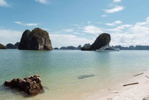 Ha Long Bay: privat båttur med guide