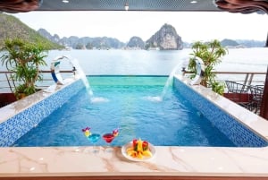 Ha Long Bay: Sweetness Cruise with Karaoke, Lunch & Activies