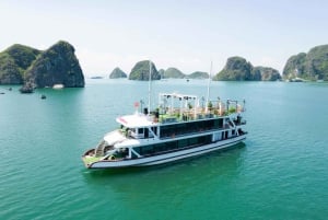 Ha Long Bay: Sweetness Cruise with Karaoke, Lunch & Activies